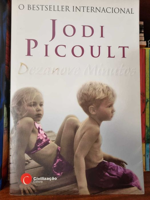 Vendo livros usados