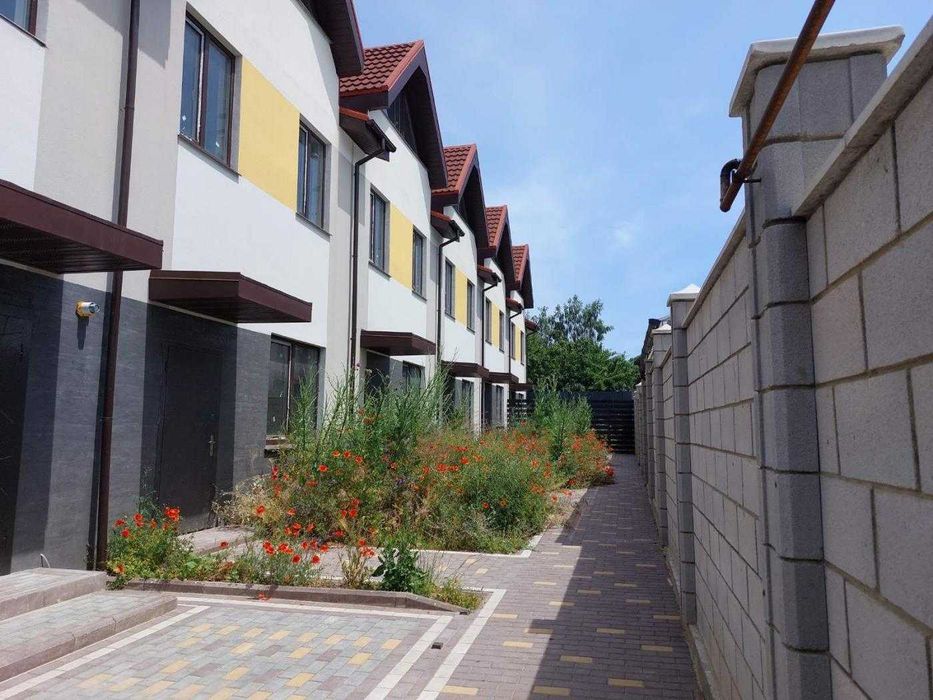 Таунхаус ,93 м2, два этажа