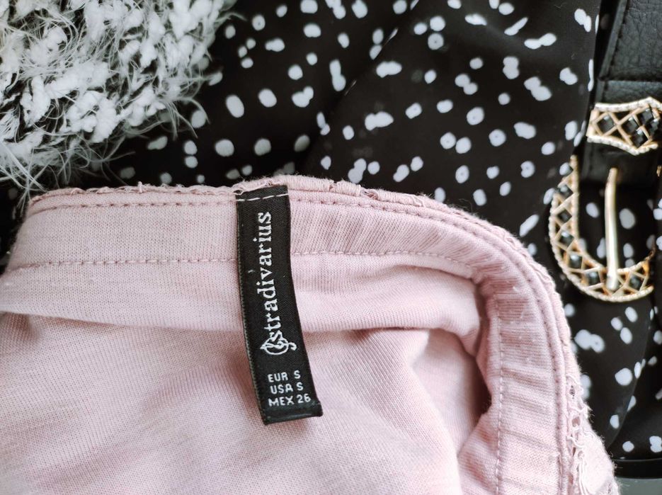 Damska bluzka hiszpanka z koronką. Marka Stradivarius. 36/S. Stan bdb.