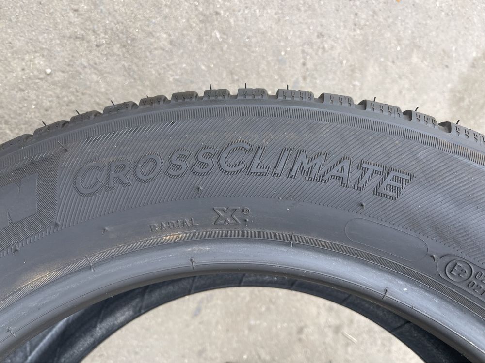 Шины 205/60/16 Michelin CrossClimate 4шт