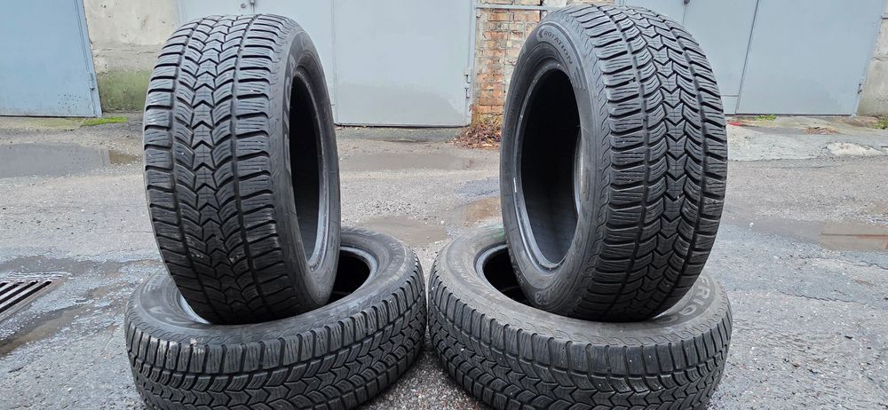 Зимові шини Debica 215/60/16