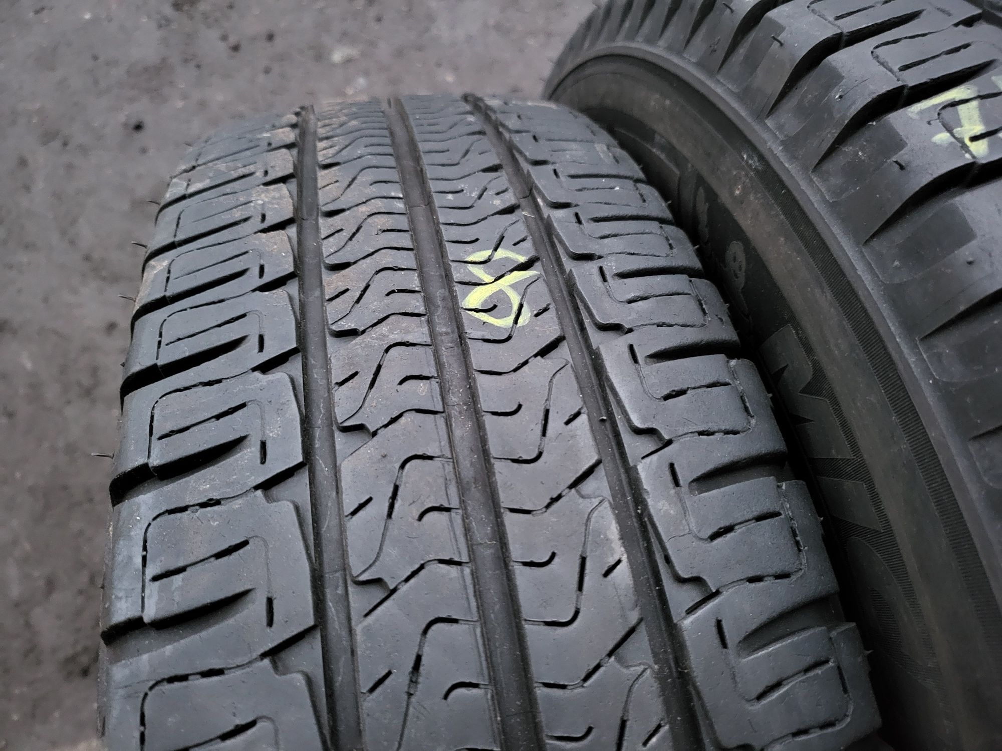 Opony 225/75/16CP Michelin Agilis Camping bieżnik 8mm-7,5mm 2019 rok