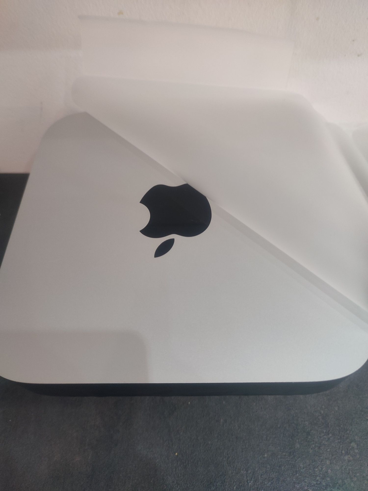 Komputer Mac mini,APPLE M2 na gwarancji