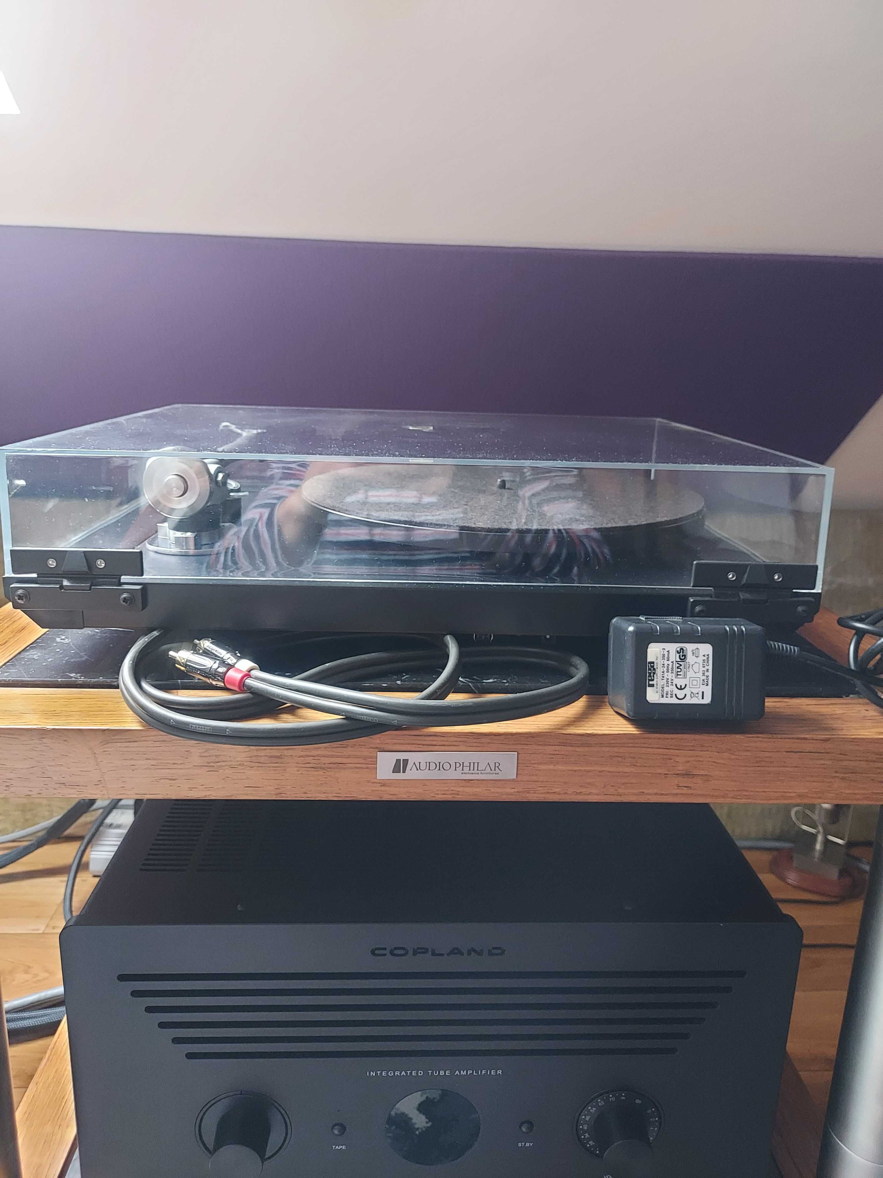 Gramofon Rega P5