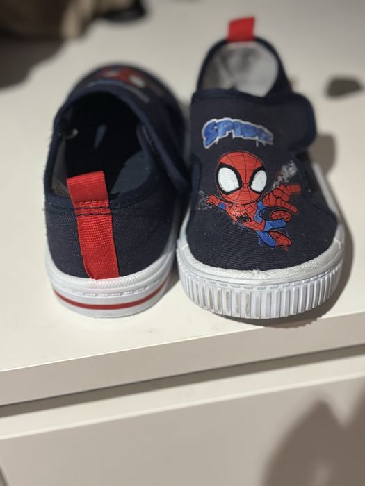 Kapcie spiderman