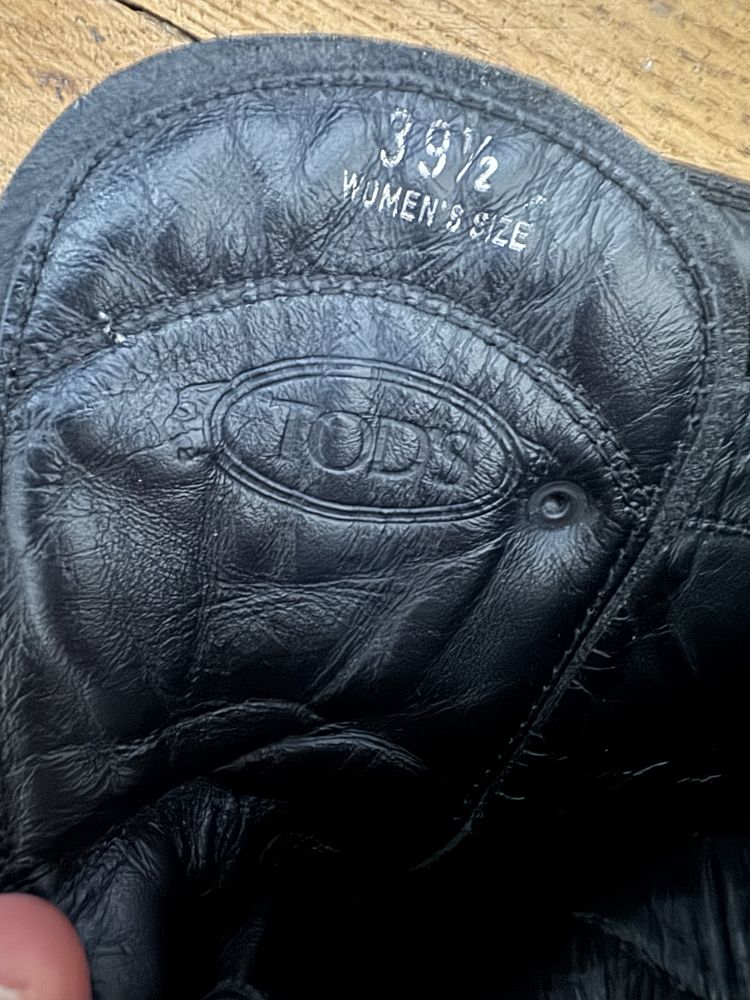 Buty skórzane marki Tods