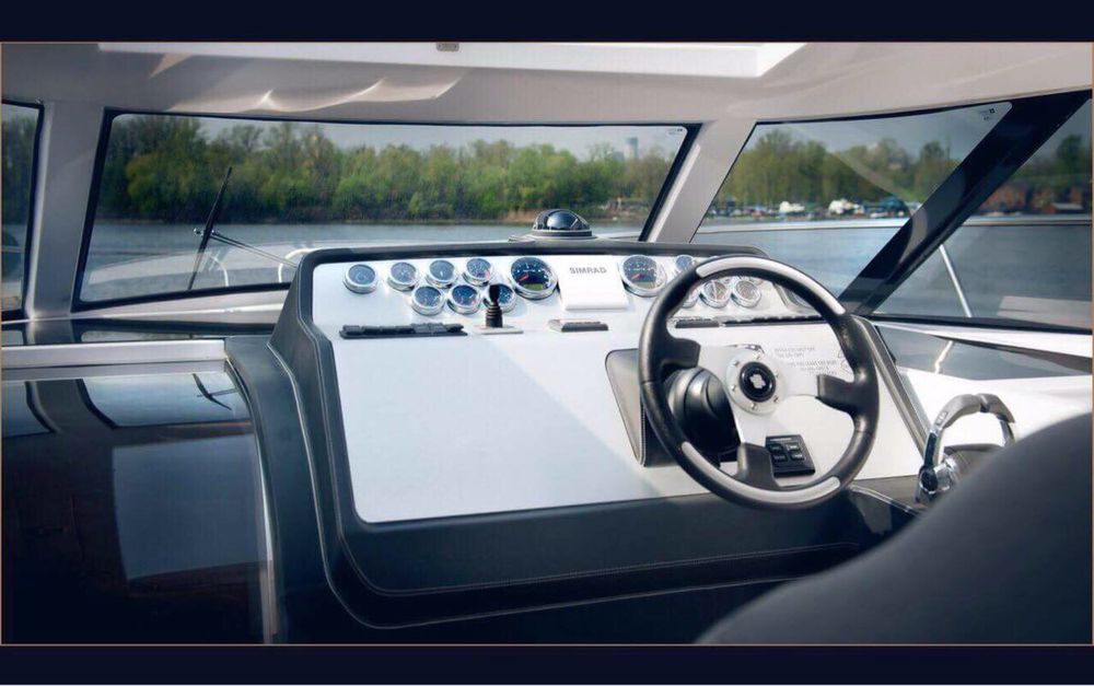 Голланська Яхта Focus 33 НТ