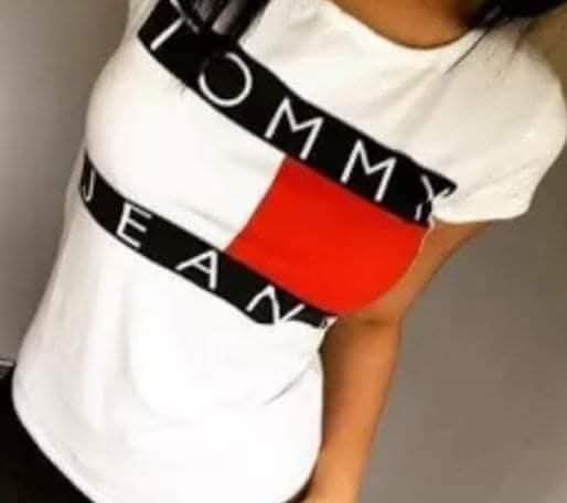 Koszulki damskie Nike Puma Guess Tommy Hilfiger Boss itp