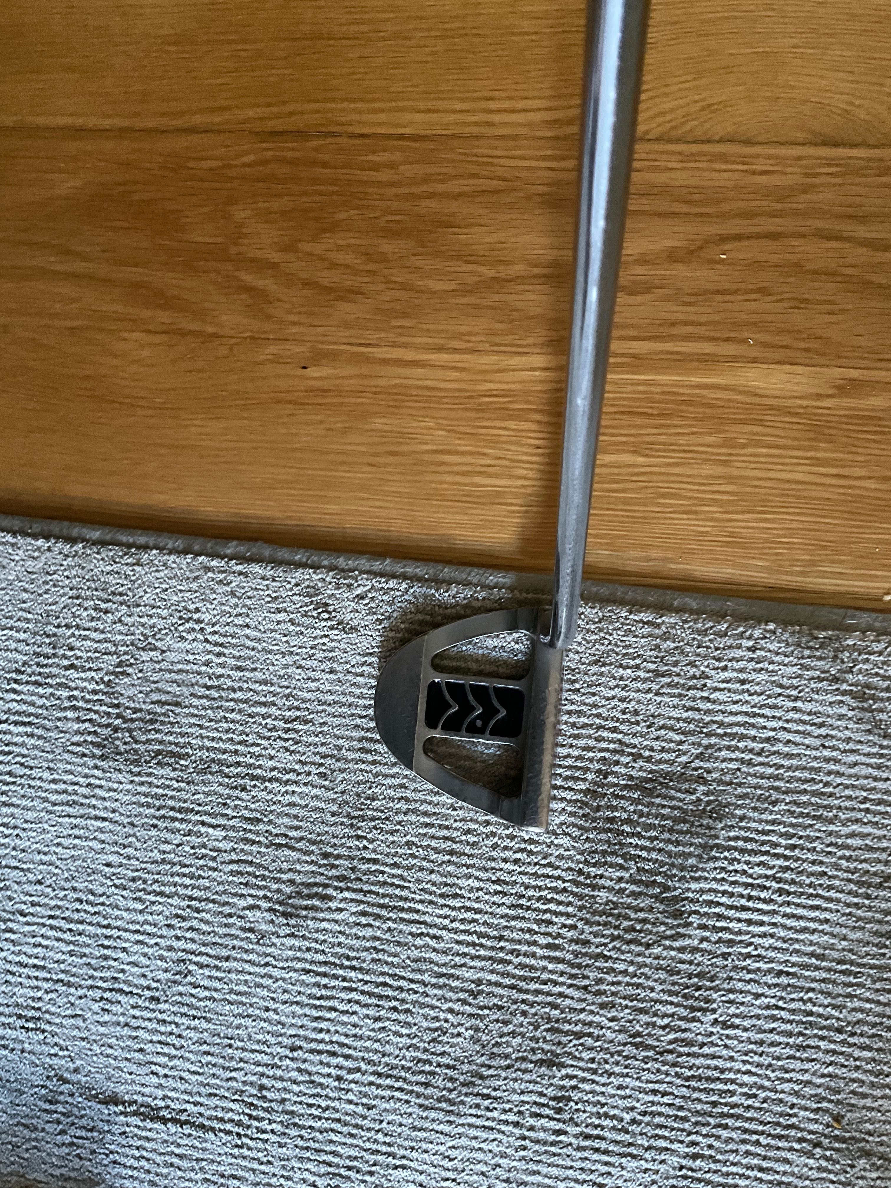 Putter Wilson Staff