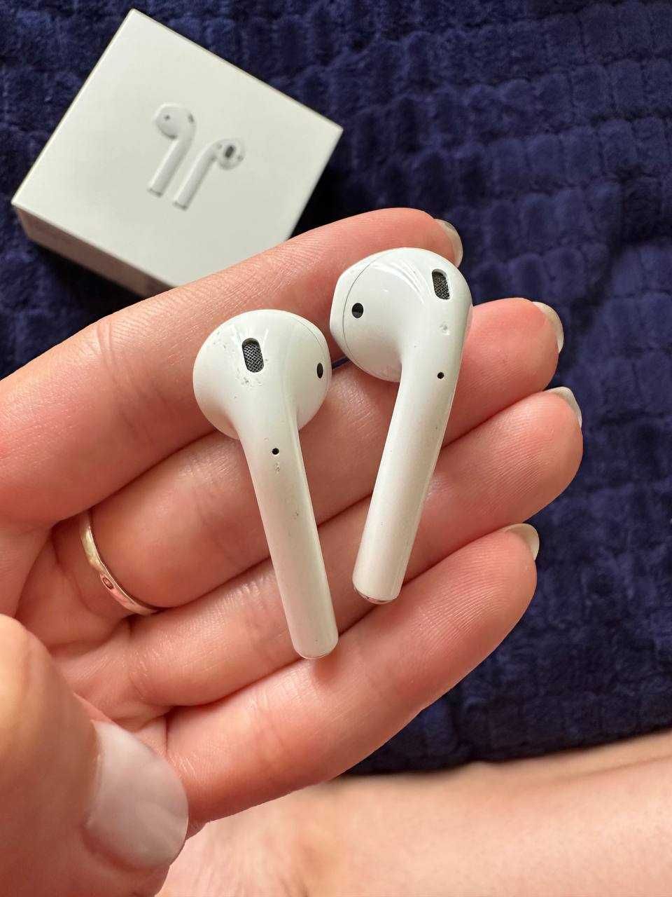 Продам наушники Airpods