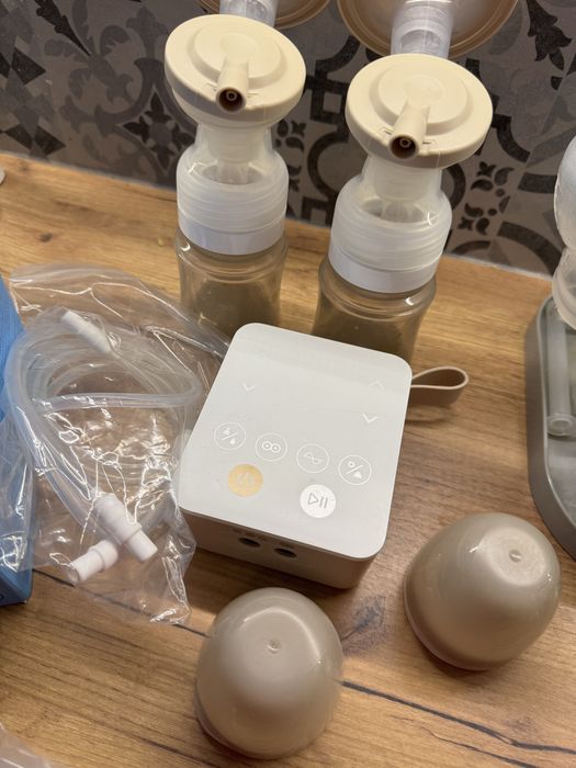 Podwójny laktator elektryczny Canpol stan jak nowy plus woreczki