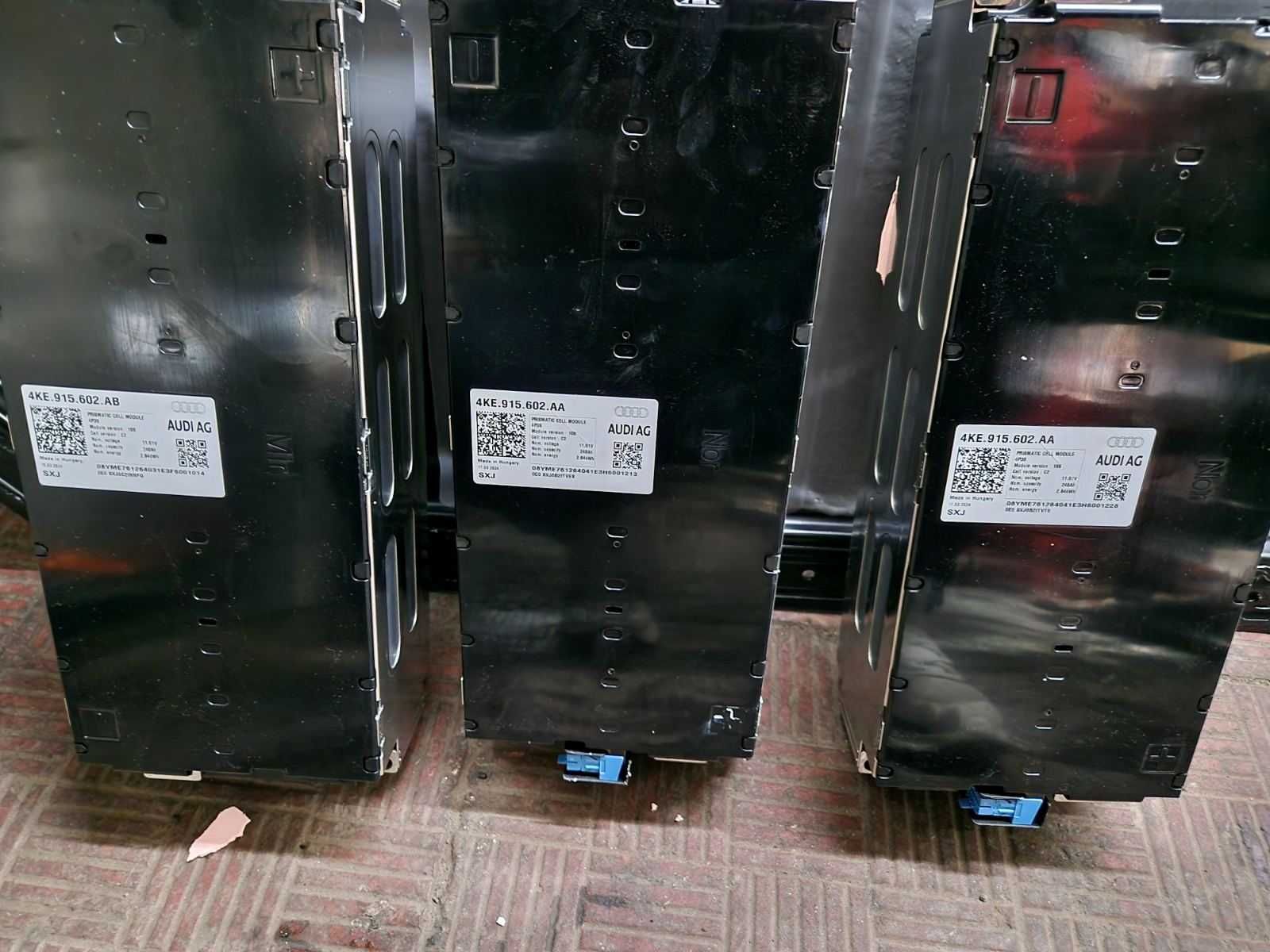модуль батареї audi e-tron 4KE915602