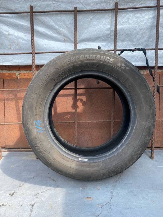Літня резина 195/65 R15. Шини.