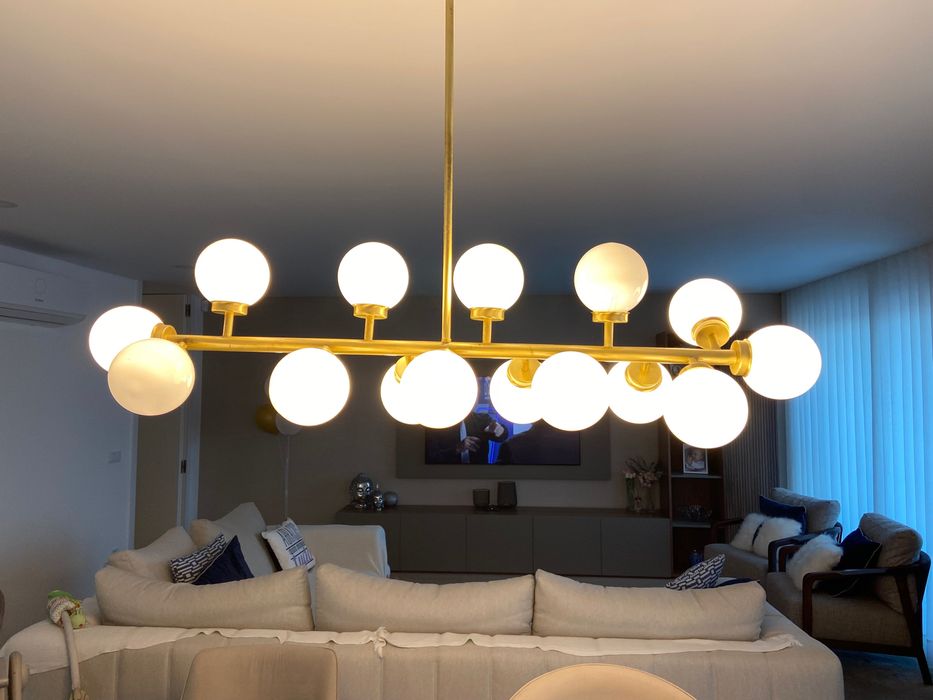 Candeeiro de sala dourado