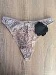 Stringi S felina