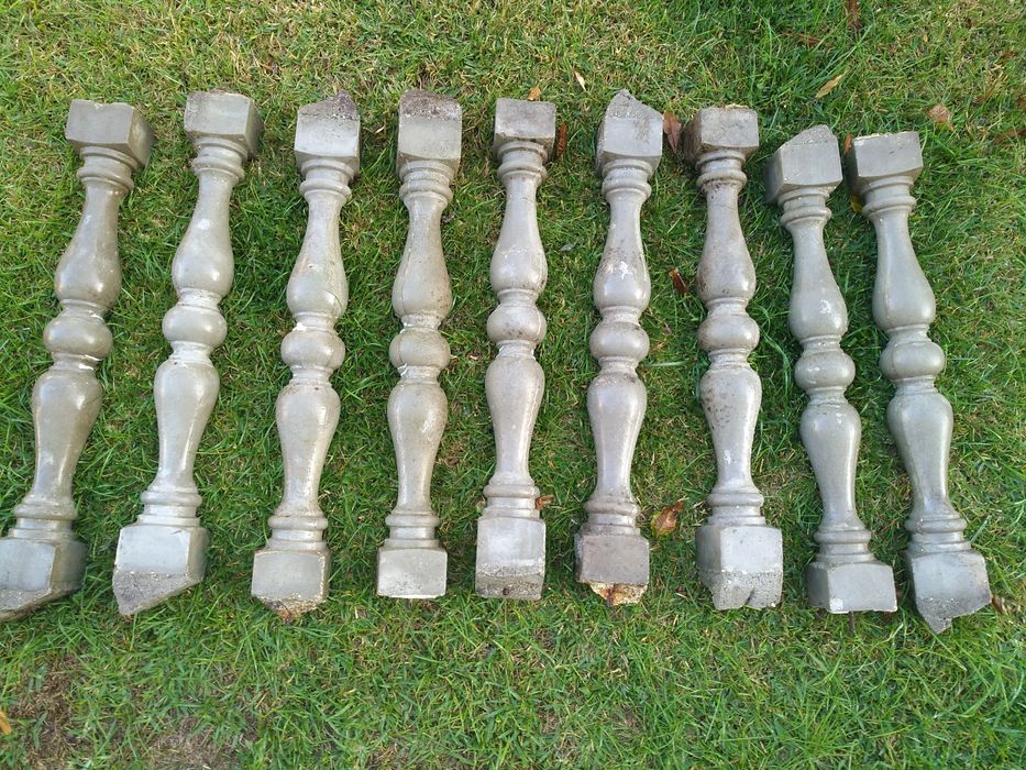 Balaústres em cimento 9 unidades, medidas 83/11cm