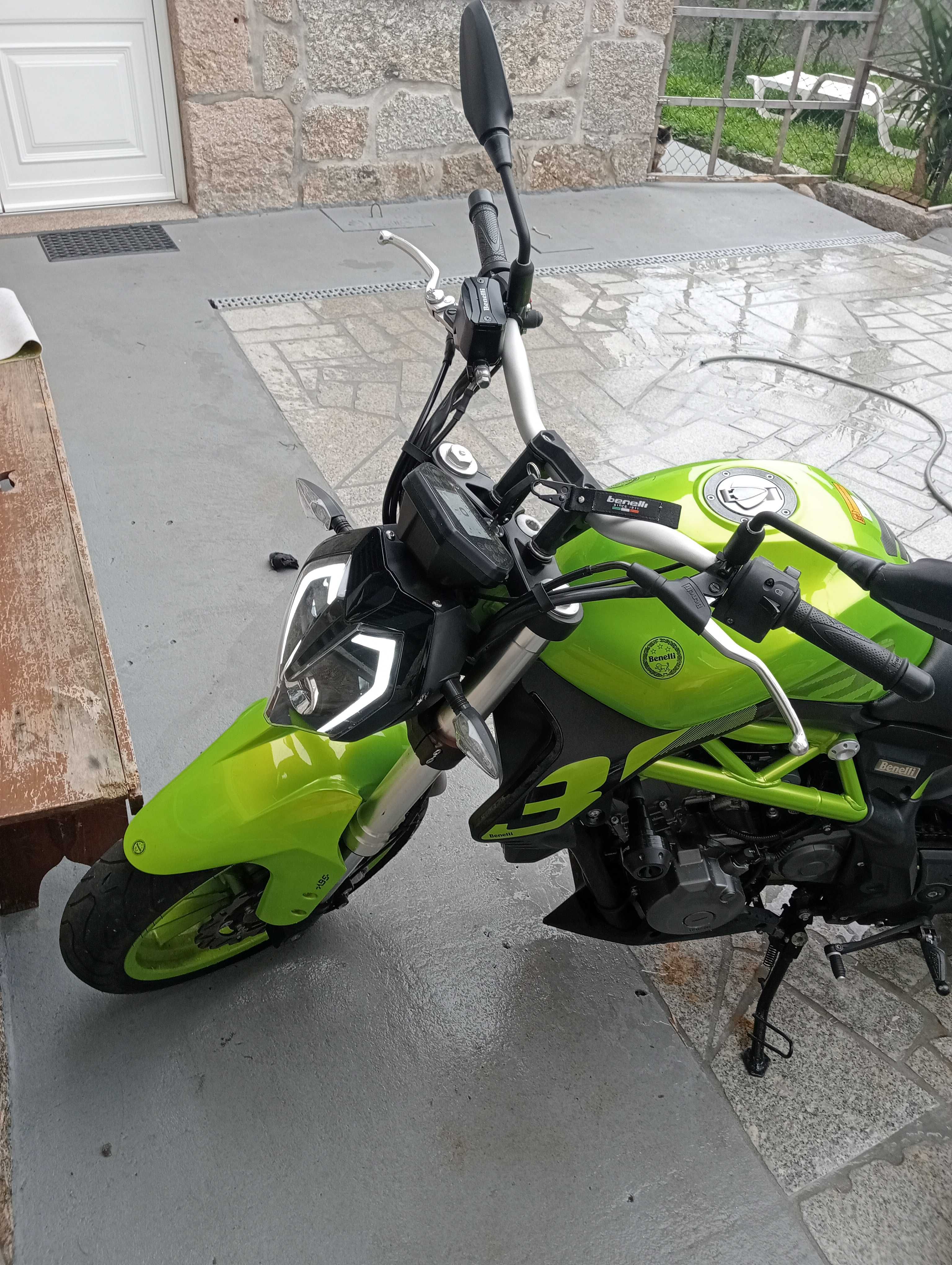 Benelli 302 S (2021)