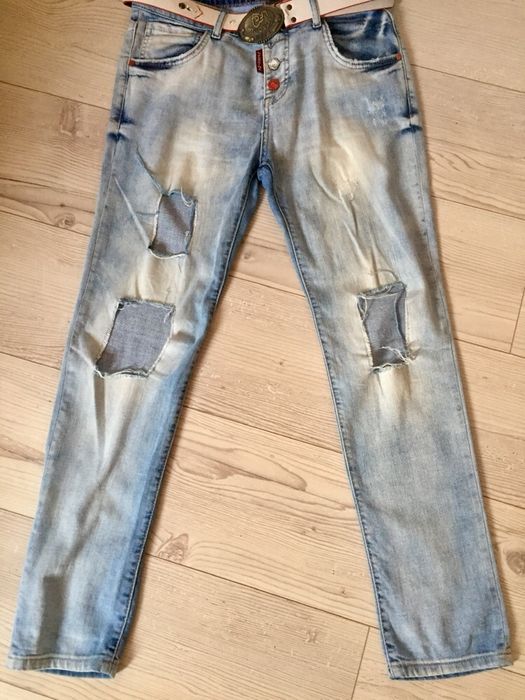 Джинсы рваные,летние