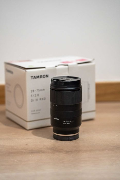 Lente Tamron 28-75mm F/2.8 Di III RXD com garantia