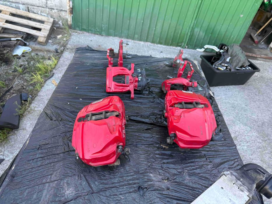 Суппорт, комплект суппортов Audi s-line a4 a5 b9 Q5 A7 338/330mm