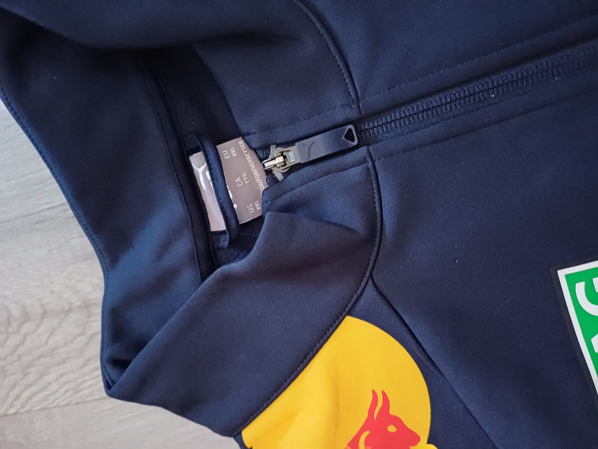 Softshell Puma Red Bull Aston Martin