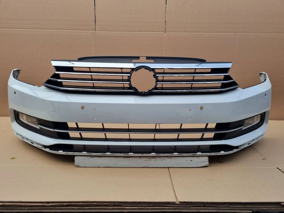 VW PASSAT B8 HIGHLINE 2014- Zderzak przód oryginał MC025
