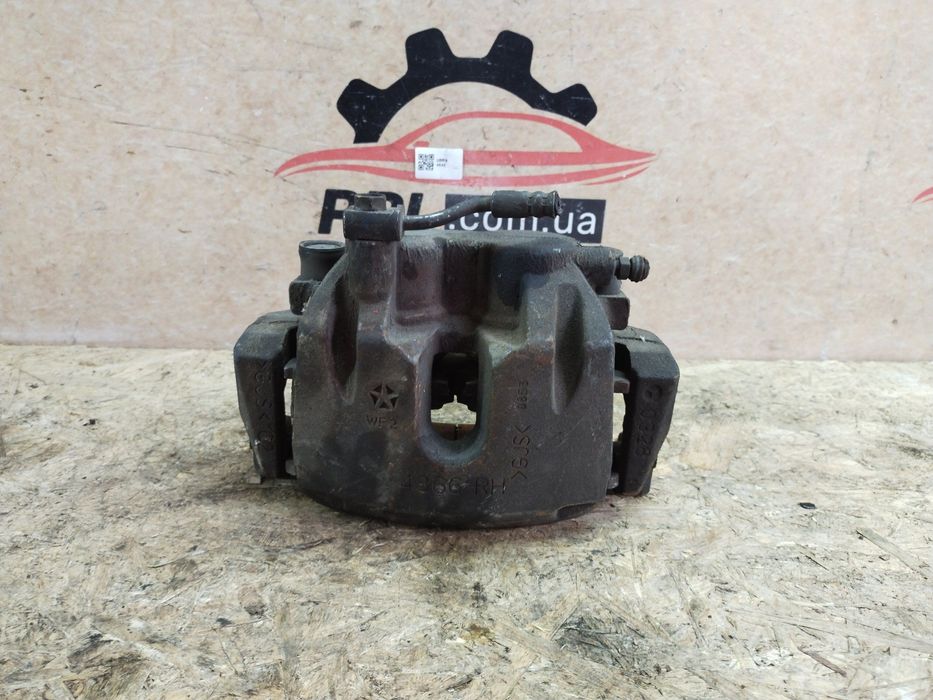 Jeep Grand Cherokee WK2 2010- cуппорт передний правый