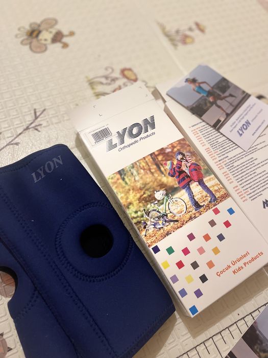 Ортопедичні наколінники