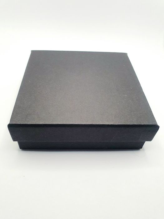 Ozdobne pudełeczko jubilerskie