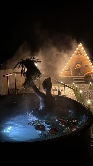 Оренда  будиночка з басейном,  котеджі біля Львова, бази відпочинку