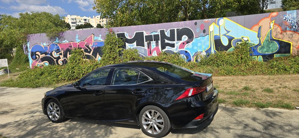 Lexus is300h Executive +