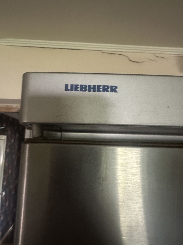Холодильник Liebherr CP 40030