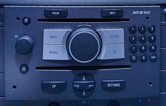 Radio DVD 90 NAVI Opel Vectra C Po lifcie