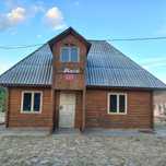 Відпочинок на Дністрі здам Доміки на березі річки Дністер. Рибалка