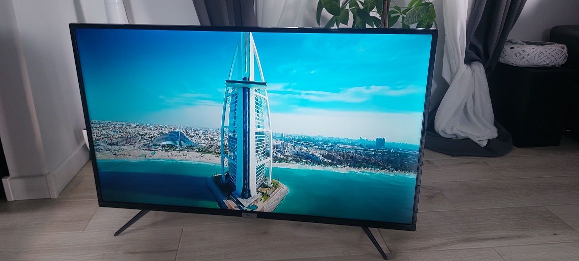 Telewizor Smart tv 4K Android TCL