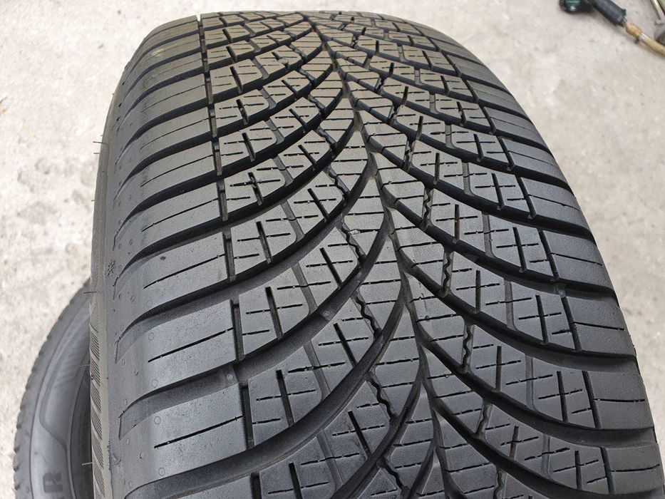 4x Goodyear Vector 4Seasons Gen 3 205/55r16 7,5mm
