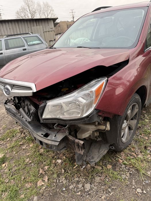 Subaru Forester 2014 рік