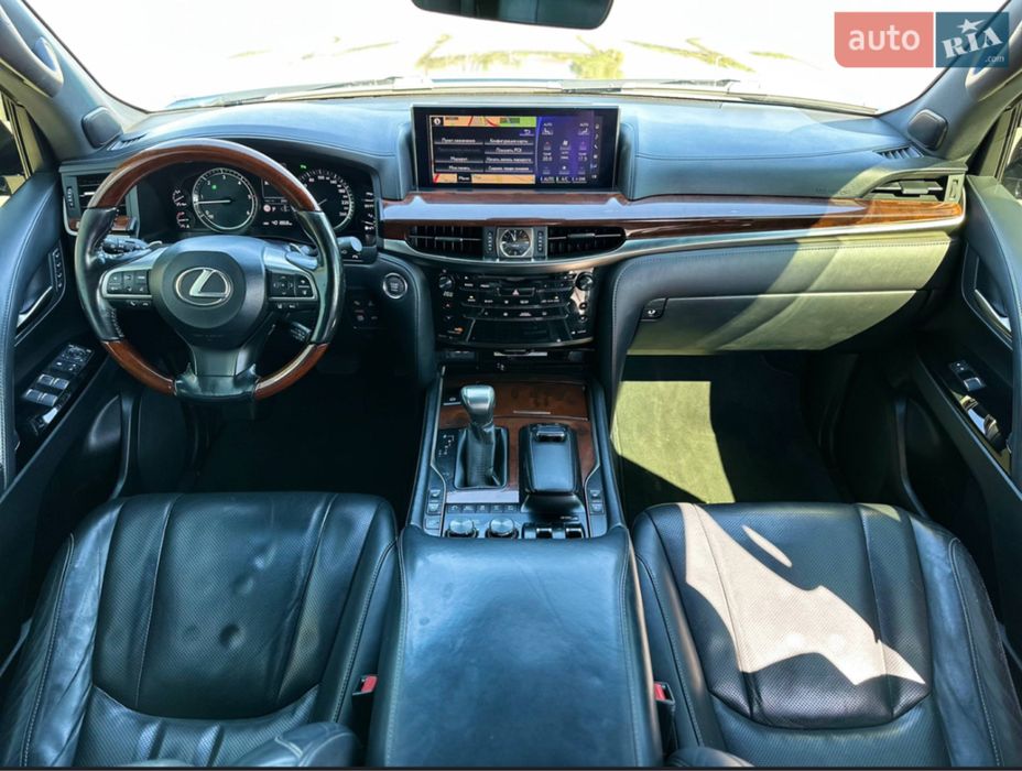 Продам Lexus LX 450d