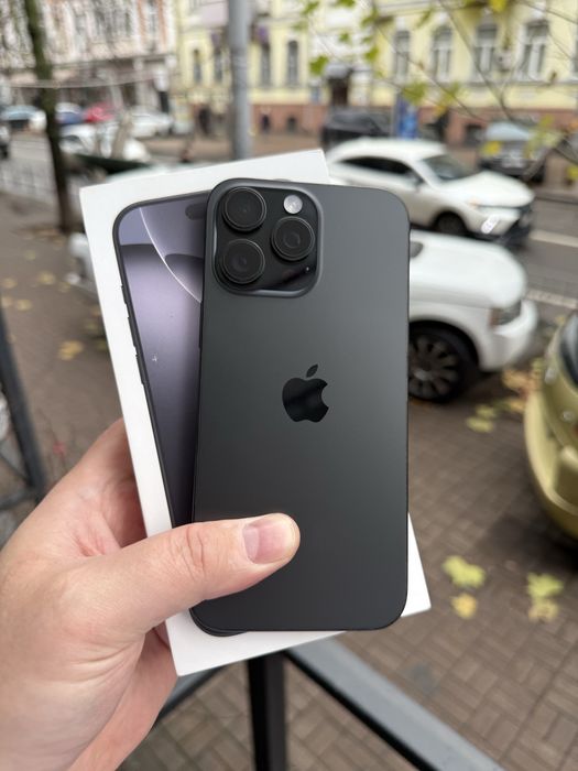 Ідеальний iPhone 16 Pro Max 256gb Black Titanium (100% акумулятор)