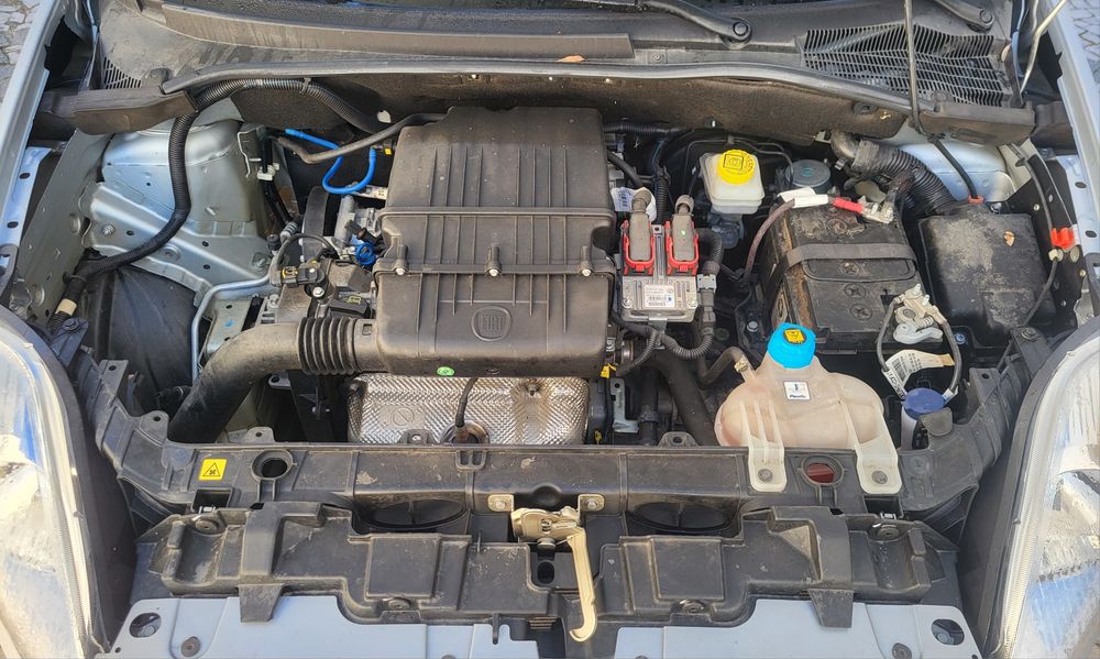 Fiat Grand Punto 1.2 Dynamic 28mil km