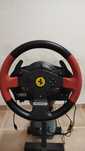Volante Thrusmaster T150