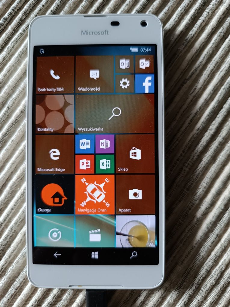 Microsoft Lumia 650