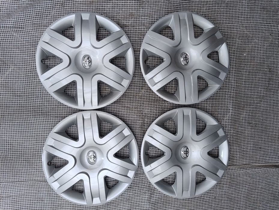 Toyota Avensis Verso pro Ace 16 cali kołpaki komplet oryginał wysyłka