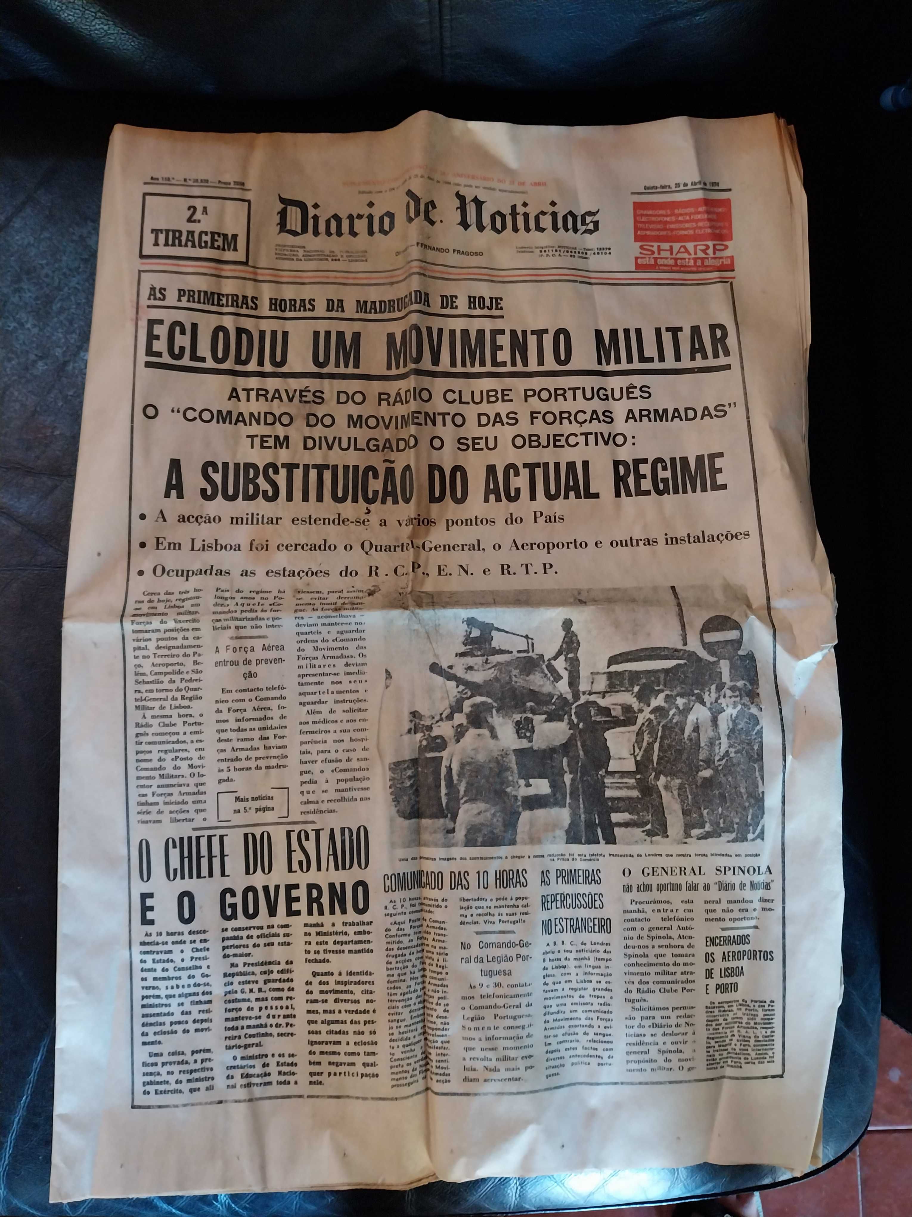 Jornal Diário de Notícias do 25 Abril de 1974