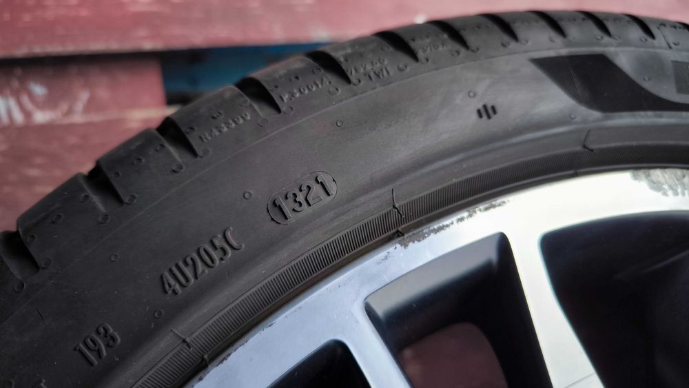 Продам диски на Mercedes R18