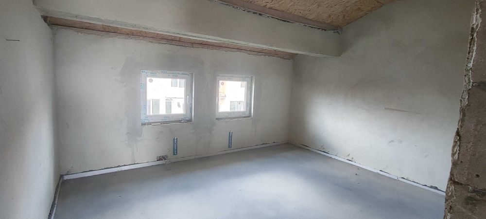 Котедж 122 м2 готовий до ремонту