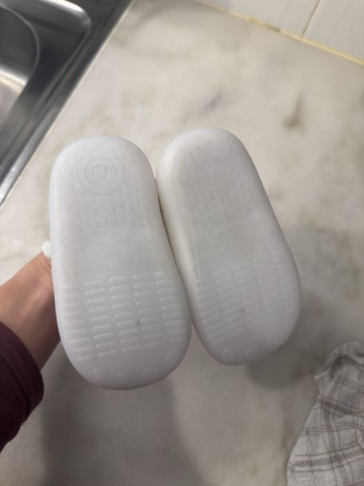 Sapatilhas bebe novas