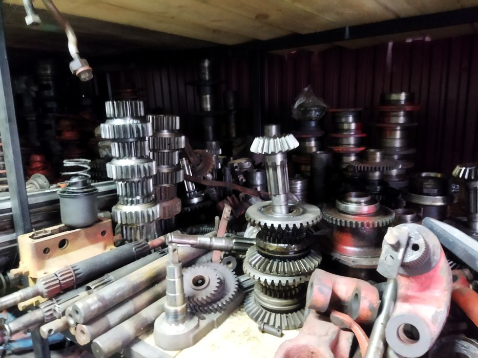 Запчастини Т25 Гідробак