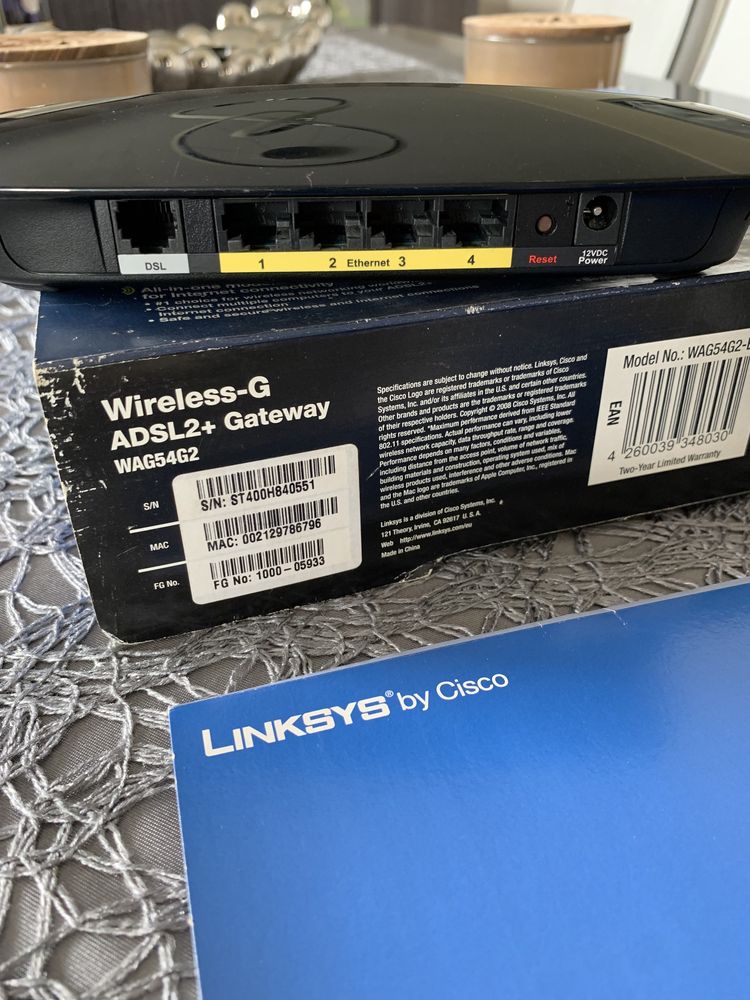 Router Lunksys by Cisco  G/ Wireless ADSL2+Gateway