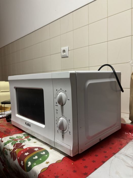 Microondas Marca Flama